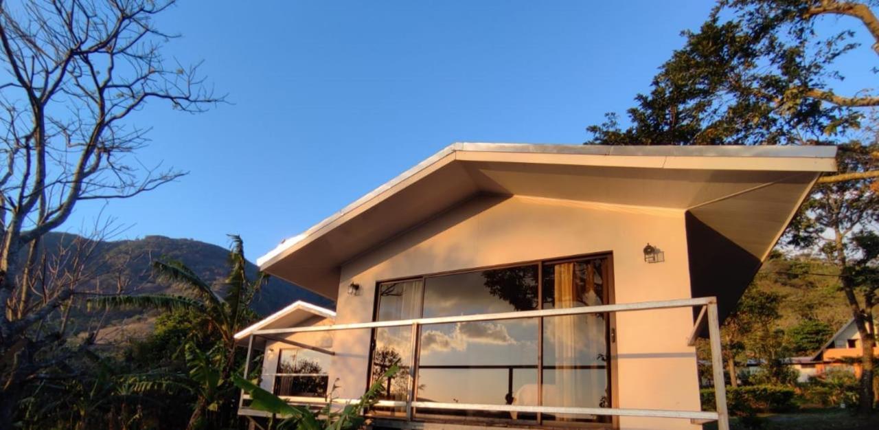 モンテベルデ Rancho Huacatay Bed & Breakfast エクステリア 写真